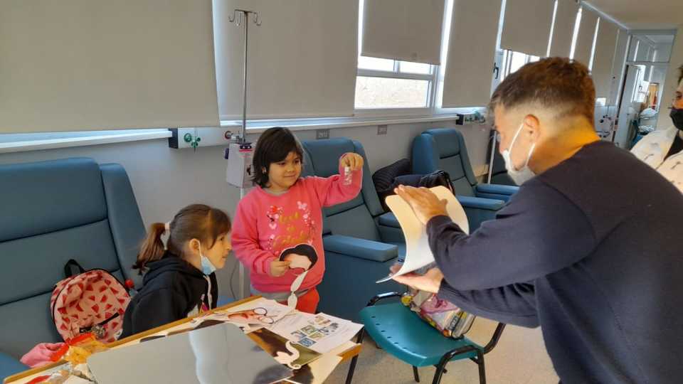 Mundo Nuevo en la Escuela Hospitalaria N°509 del Hospital de Niños de La Plata