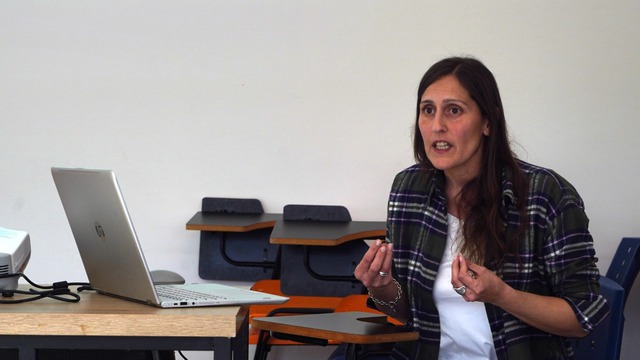 Integrantes de Mundo Nuevo participaron como disertantes en el Seminario de Artes y Oficios Integrantes de Mundo Nuevo participaron como disertantes en el Seminario de Artes y Oficios