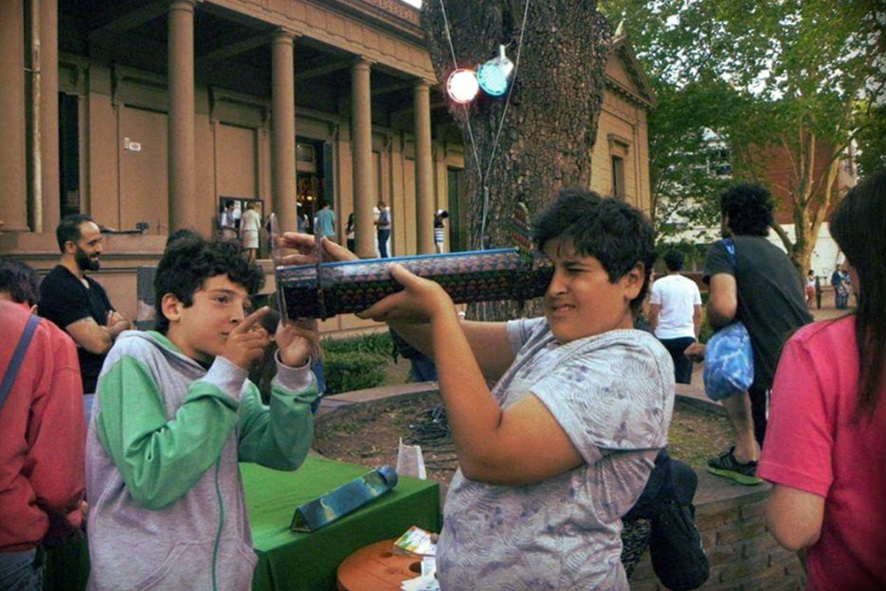 Foto 12a Mundo Nuevo en movimiento