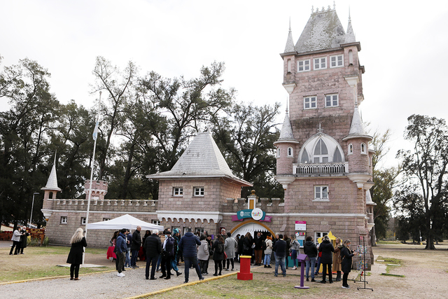 Mundo Nuevo inauguró dos propuestas de cultura científica: "Pasatiempo" e "Intervalo"