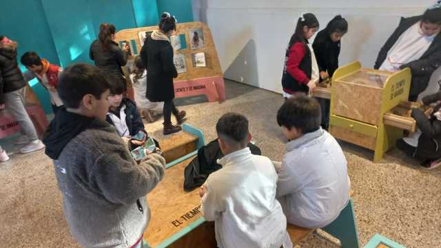 Mundo Nuevo participó en la ceremonia de promesa a la bandera de estudiantes bonaerenses con actividades educativas y culturales