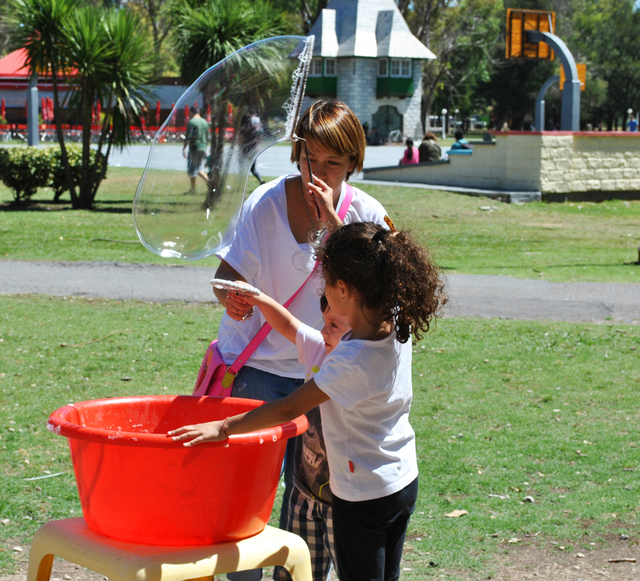 Actividades con familias, niñas, niños, jóvenes